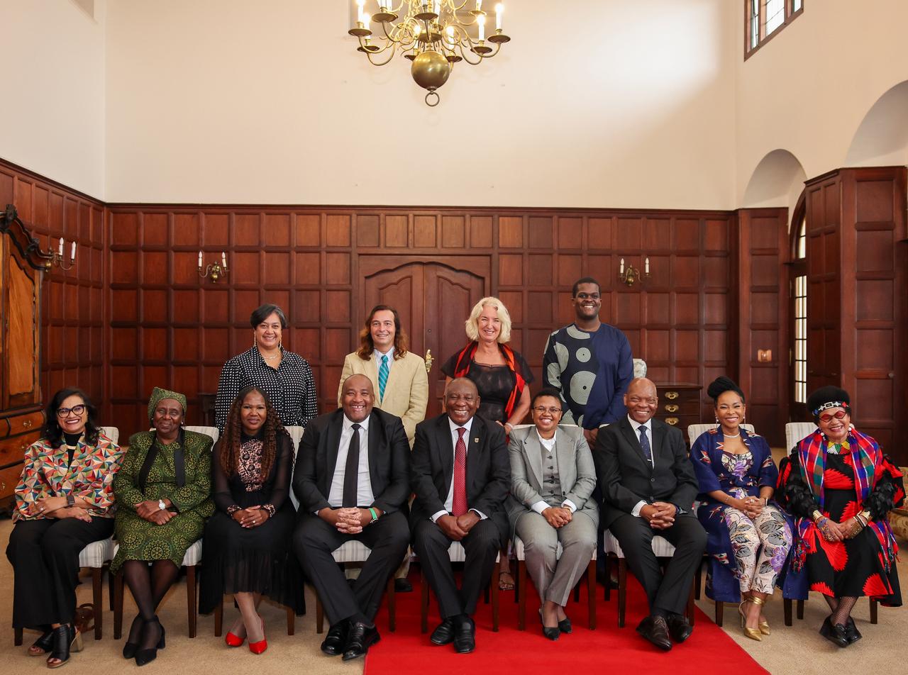 Minister Nzimande congratulates South African scientists on being awarded National Orders
