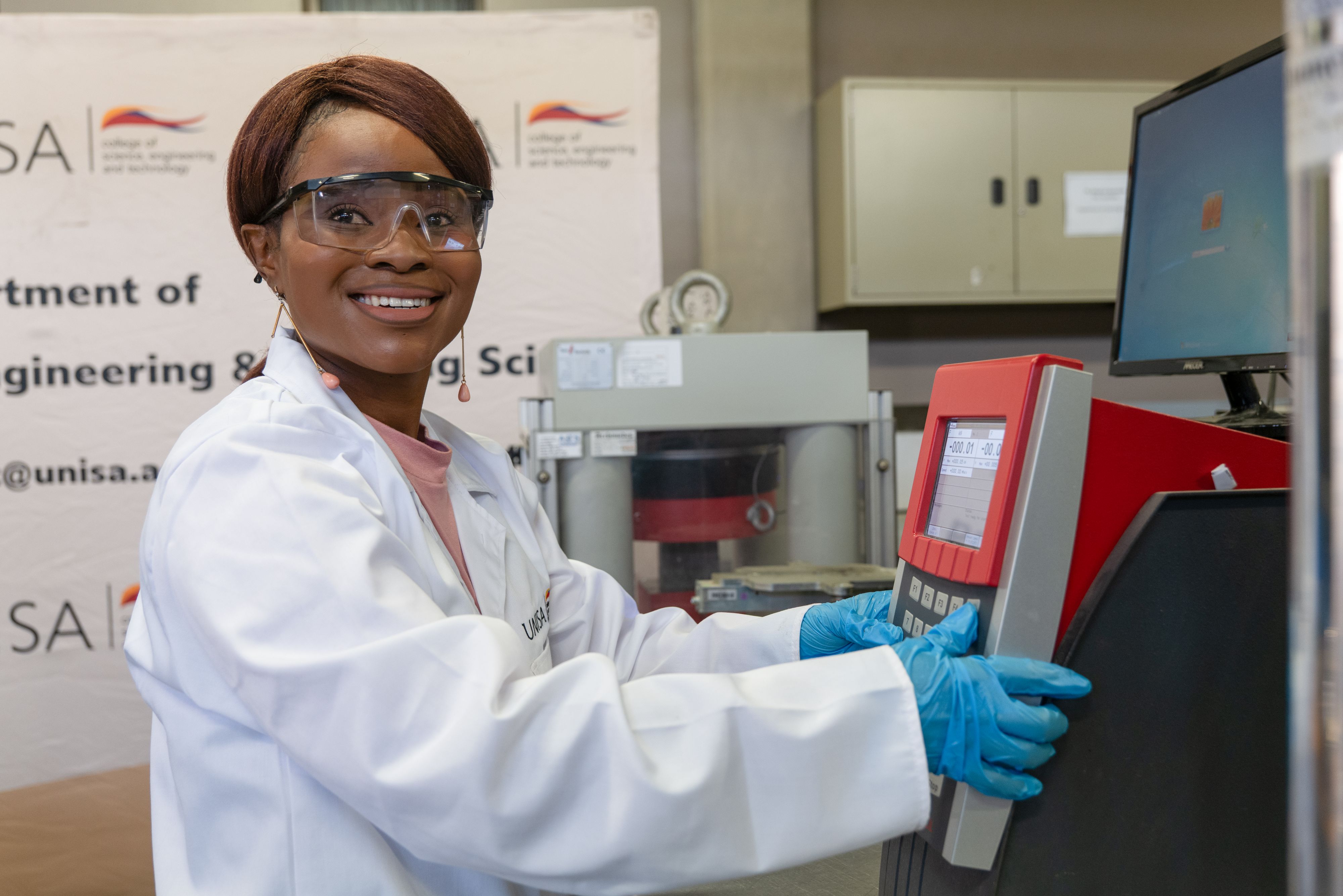 Meet the Finalists in Natural and Engineering Sciences – Distinguished Young Woman Researcher Category at the South African Women in Science Awards 2025