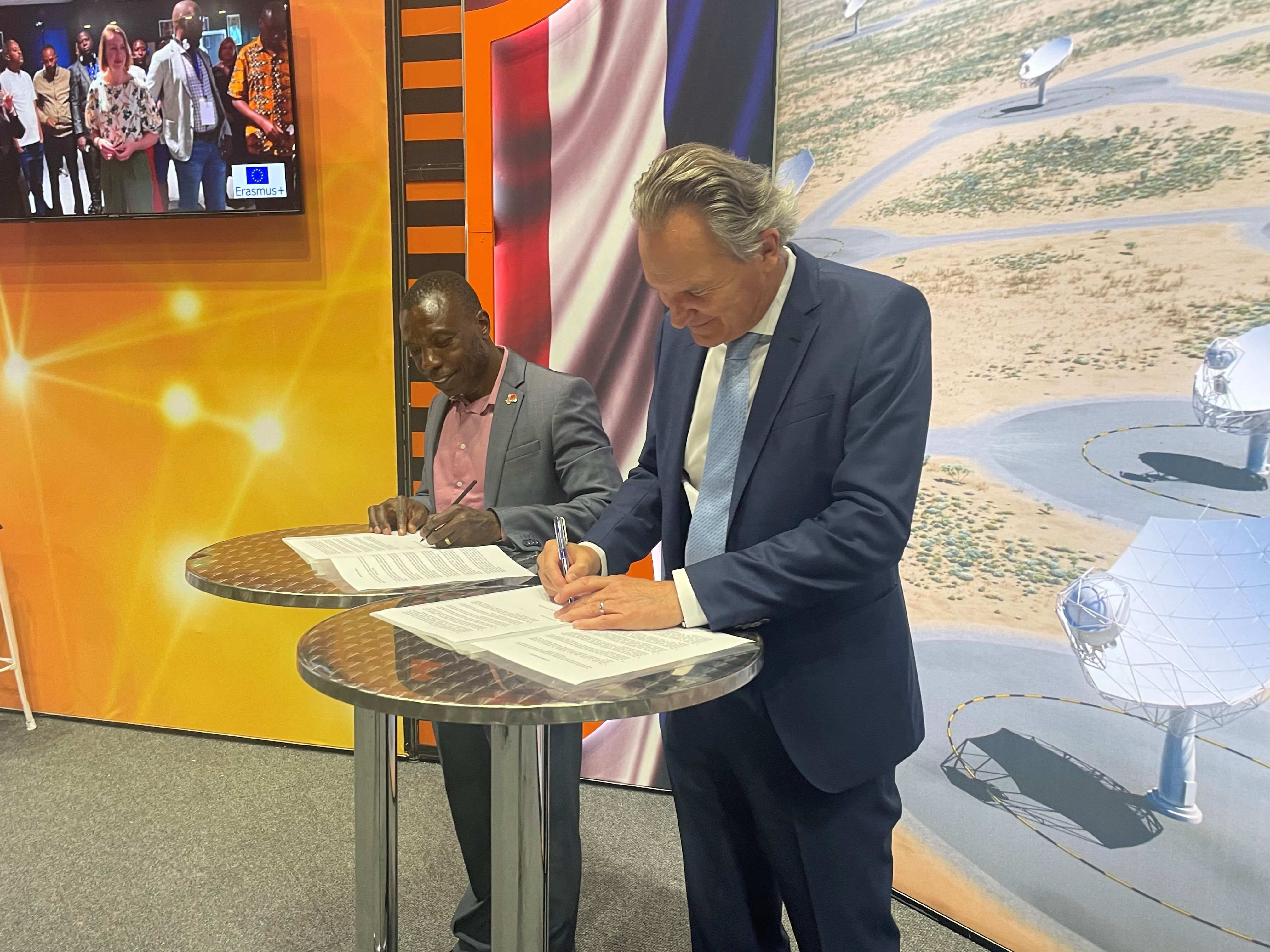 DSI and Eindhoven University of Technology agree to form a strategic collaboration network in science, technology and innovation