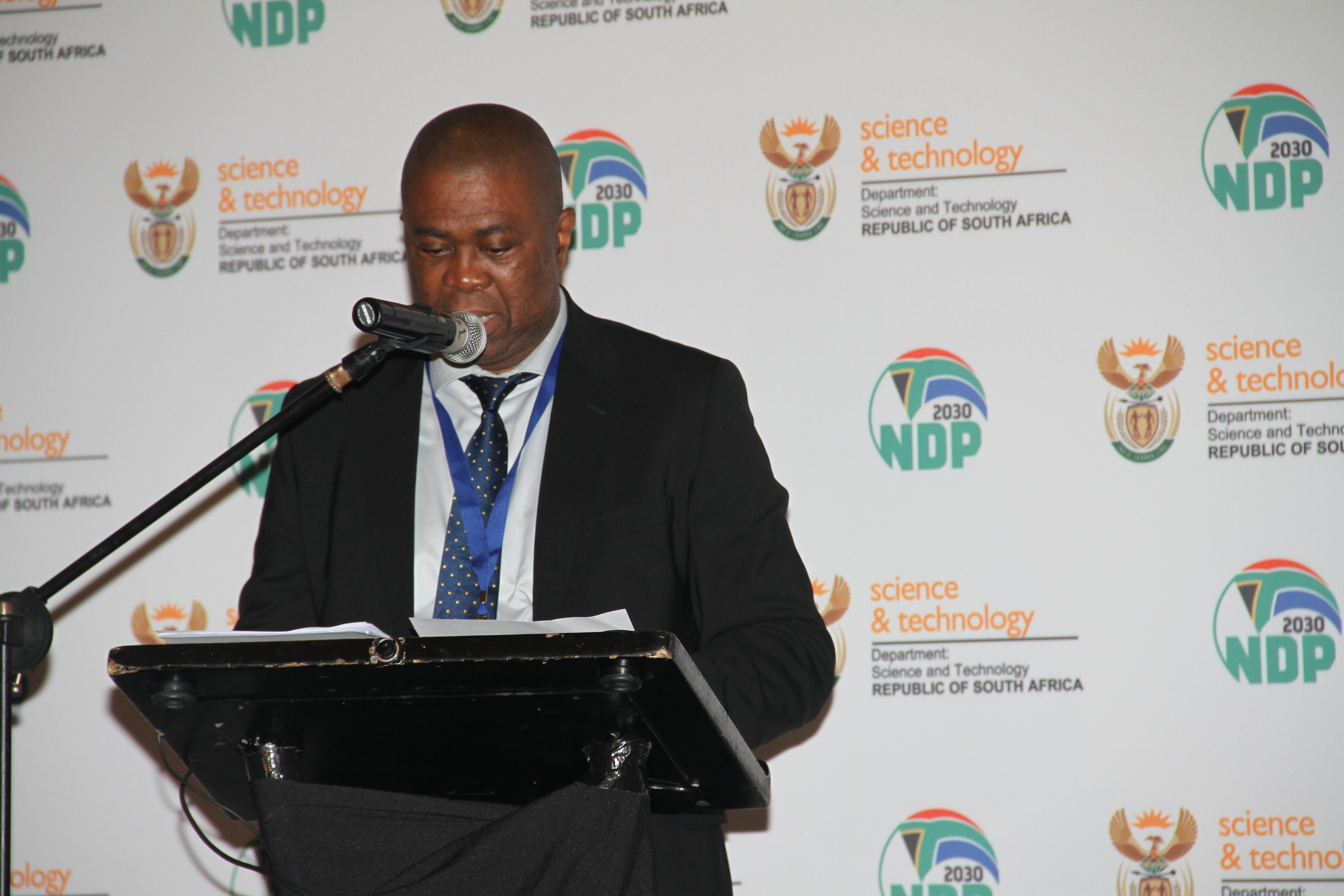 South Africa needs research plan on shale gas exploitation