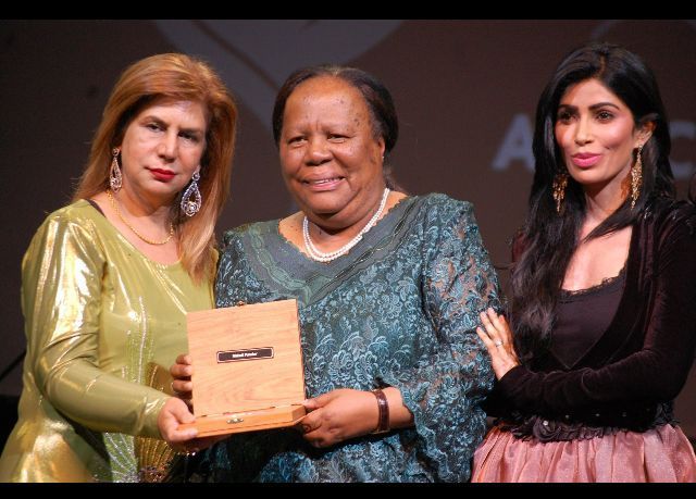 eThekwini honours Minister Pandor as a ʺLiving Legendʺ
