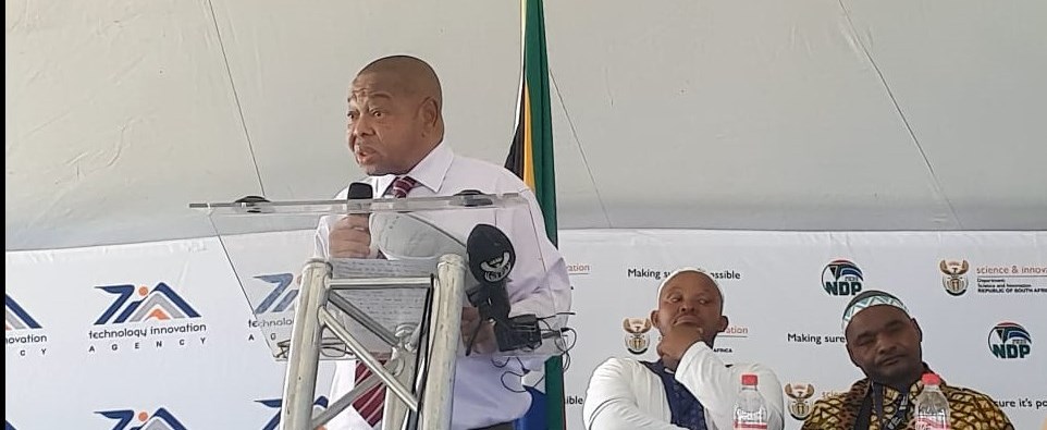 Department of Science and Innovation supports South Africa's first rural community-owned Internet service provider