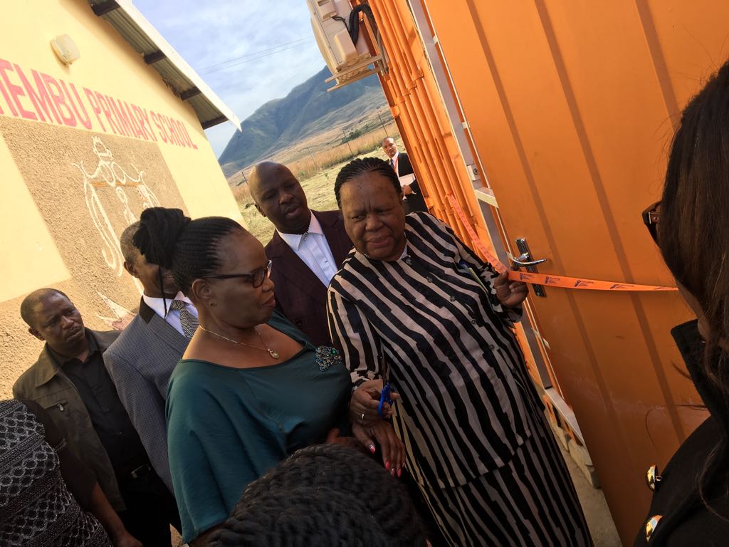 New computer lab brings development to a rural KZN school