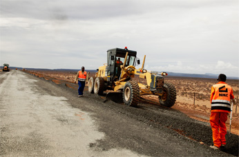 SKA SA, NMC Civils and Absa collaborate in a new economic endeavour for Karoo contractors