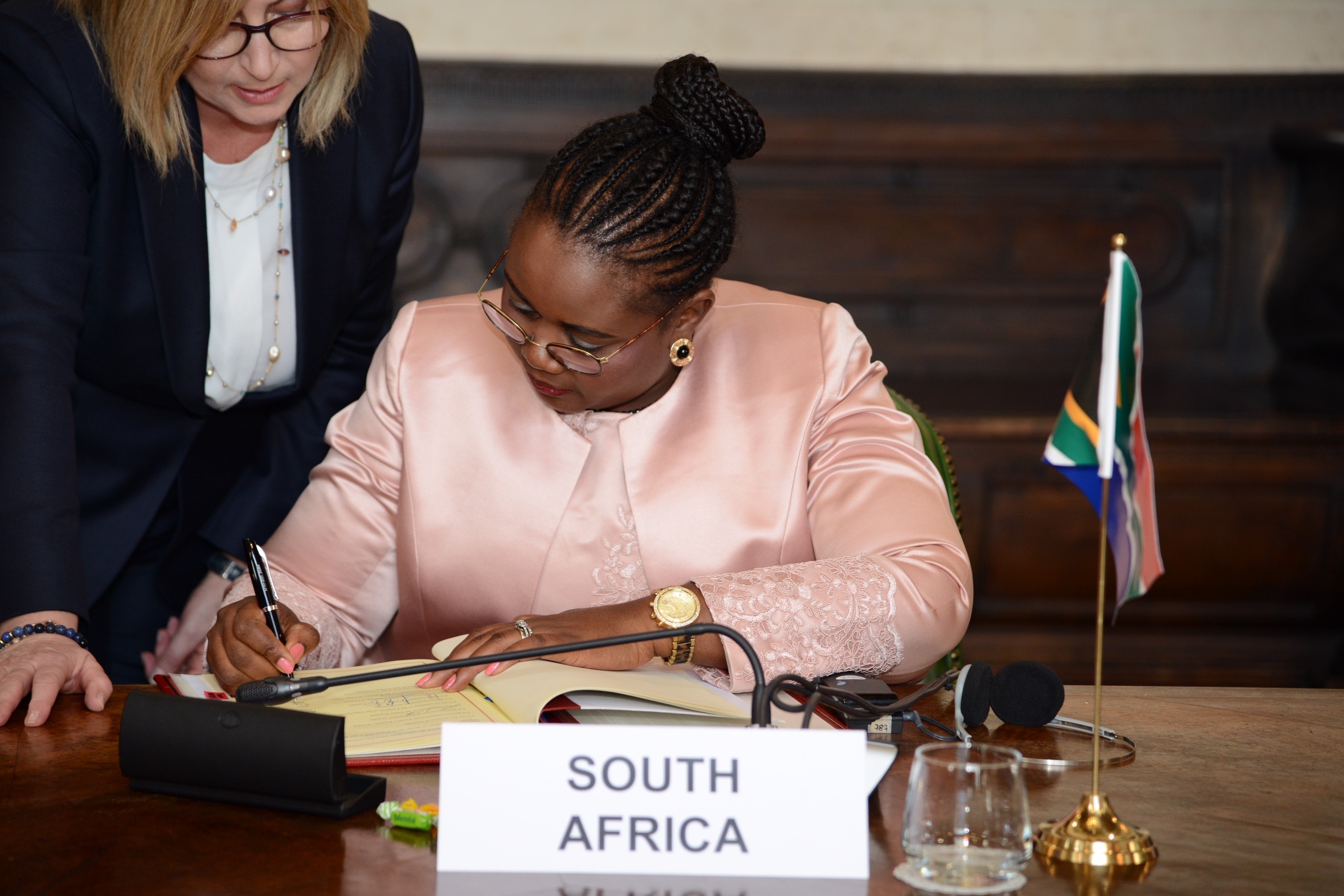 South Africa signs historic treaty establishing the Square Kilometre Array Observatory