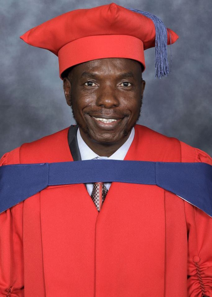 DSI congratulates Dr Mmboneni Muofhe on his PhD achievement